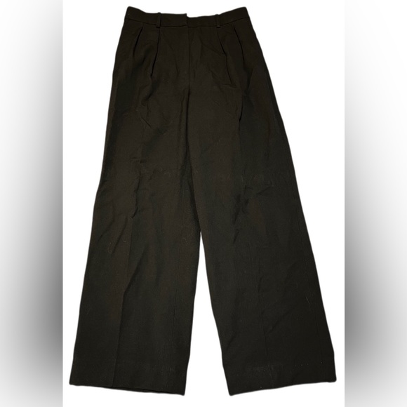 Babaton Pleated Pants in Black - Picture 5 of 9